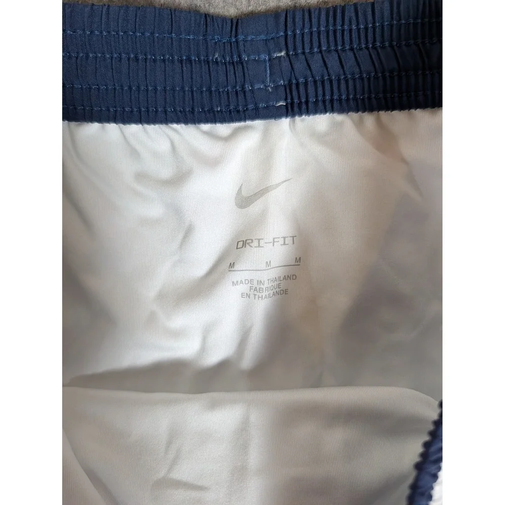 Nike Track Club Dri-FIT Running Shorts White Navy Blue Athletic Mesh Mens M